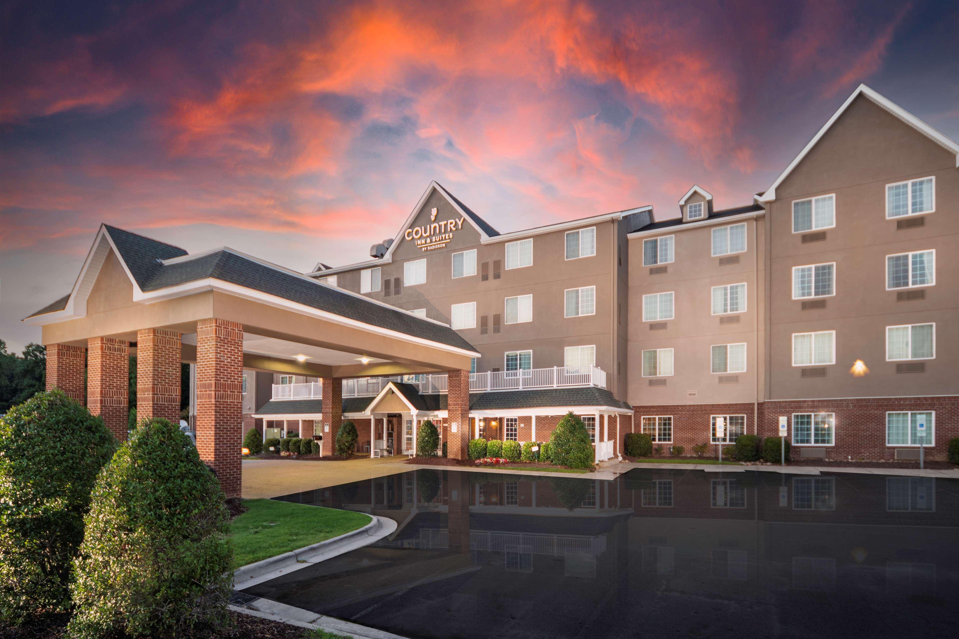 Country Inn & Suites By Radisson, Rocky Mount, Nc Ngoại thất bức ảnh
